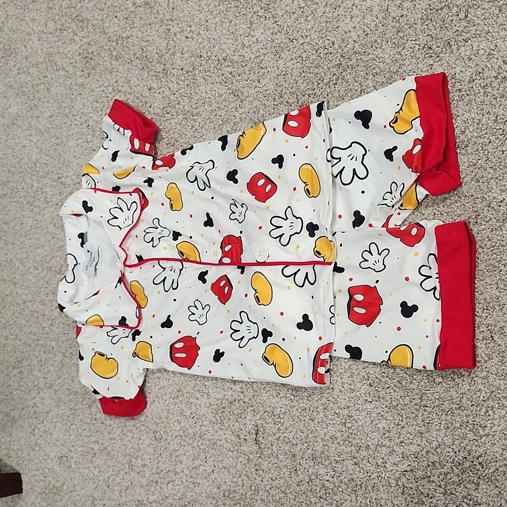 MK Clothing Designs Disney 4 toddler girls Mickey pajamas, shorts and button up
